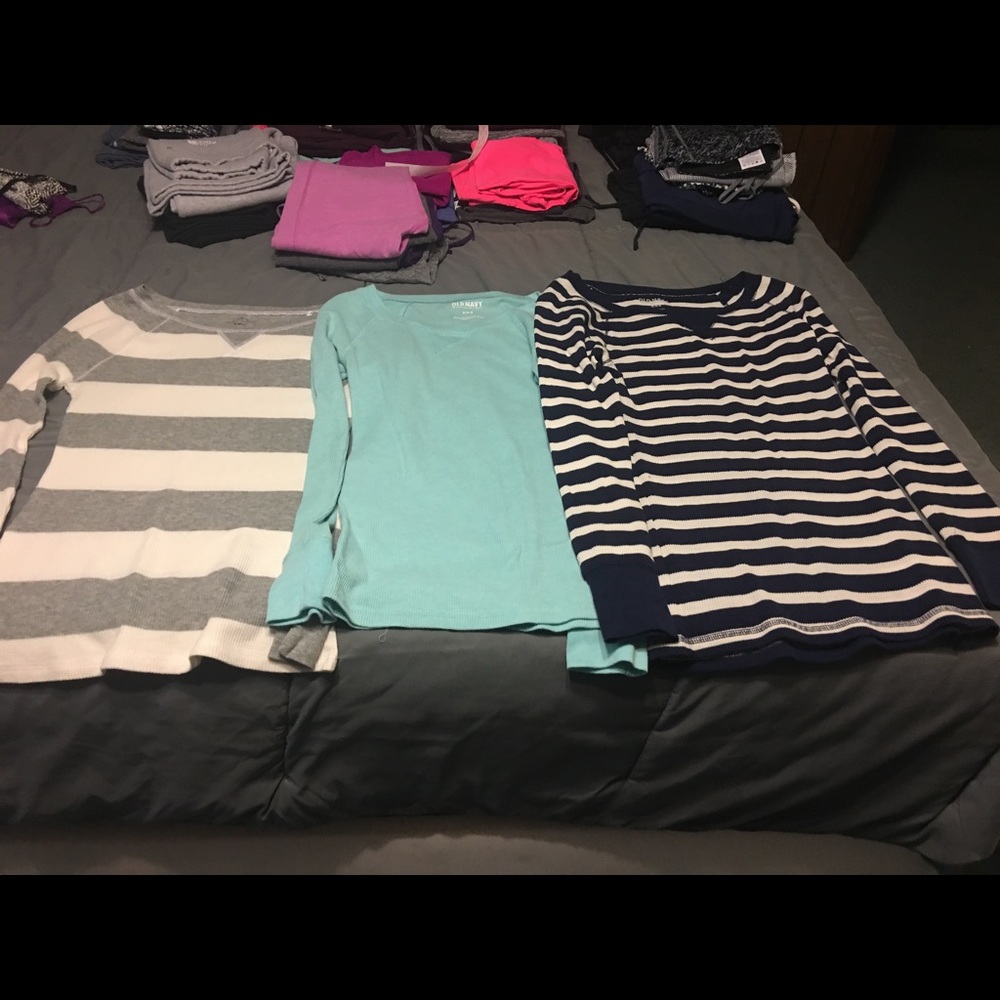 3 Old Navy tops